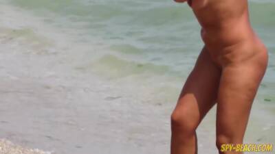 Sex On The Beach - Amateur Nudist Voyeur Milfs - hclips.com