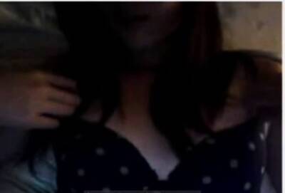 Cute Asian girl masturbating on webcam - nvdvid.com