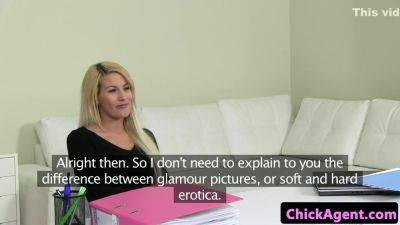 Czech Amateur Has Ffm Fun During Sex Audition - hclips.com - Czech Republic
