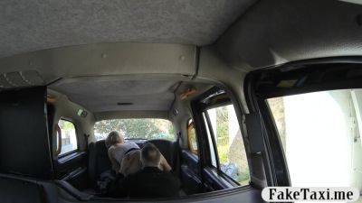 Nasty Amateur Pounded By Horny Fraud Driver In The Cab - hclips.com