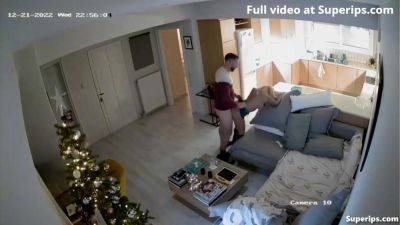 Ipcam British Couple Fucks At Christmas - hclips.com - Britain