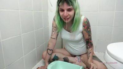 Solo Bathroom Puke - Homemade Sex - hclips.com