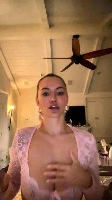 Amateur Blonde Teen Plays Solo with Toy Webcam Porn - drtuber.com