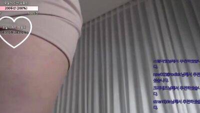 Sexy amateur teen with big boobs gives blowjob - drtuber.com - Japan