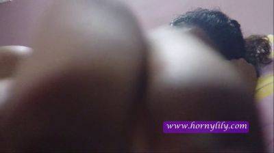 Watch this curvy Tamil BBW show off her hot ass and curvy body live on webcam - sexu.com - India